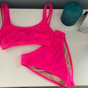 High waisted Hot pink medium bikini!